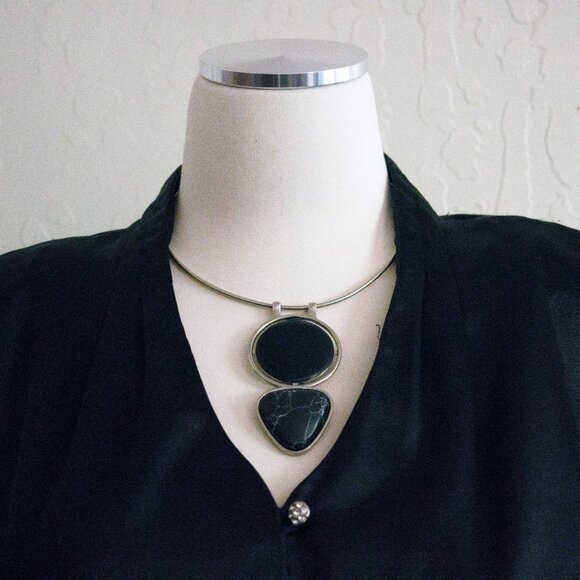 ROUND & TRIANGULAR DOUBLE DROP NECKLACE - JNTBS2 - Picture 5 of 5